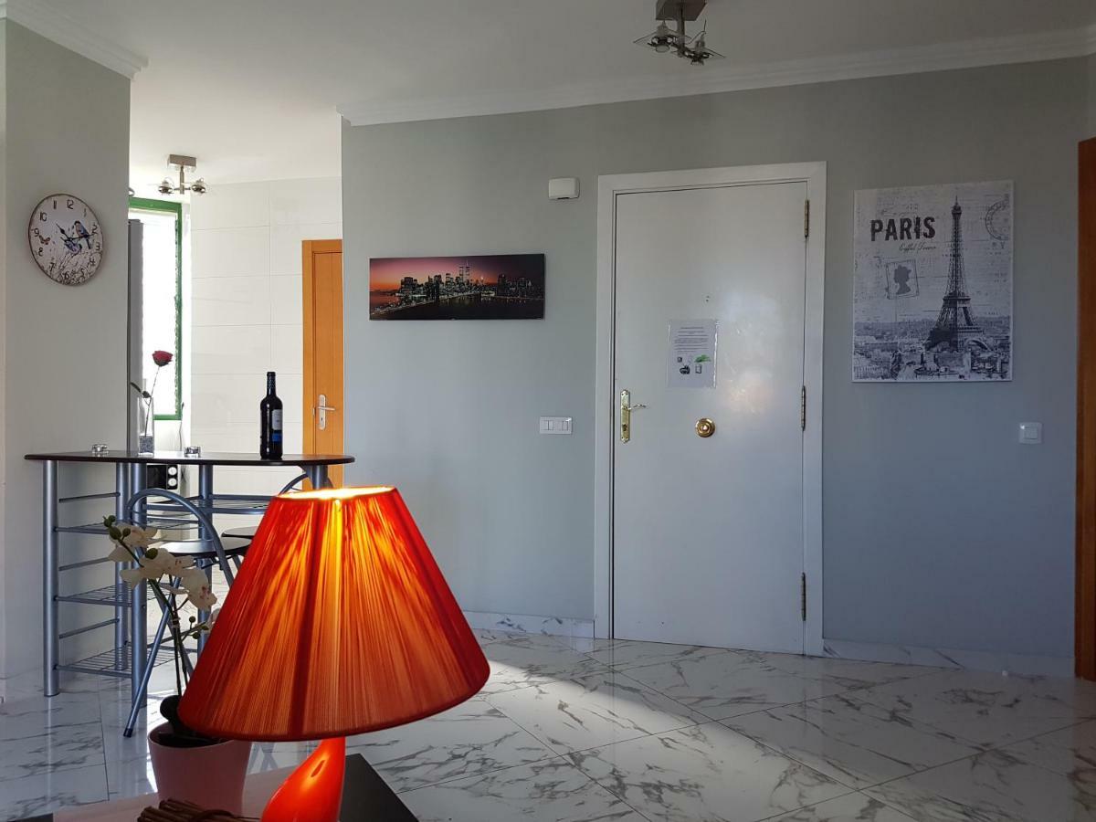 Casa Palmera Only 150 Meters To The Beach, Heated Pool, Wifi, Sat-tv, Balcony With Poolview Arona (Tenerife)