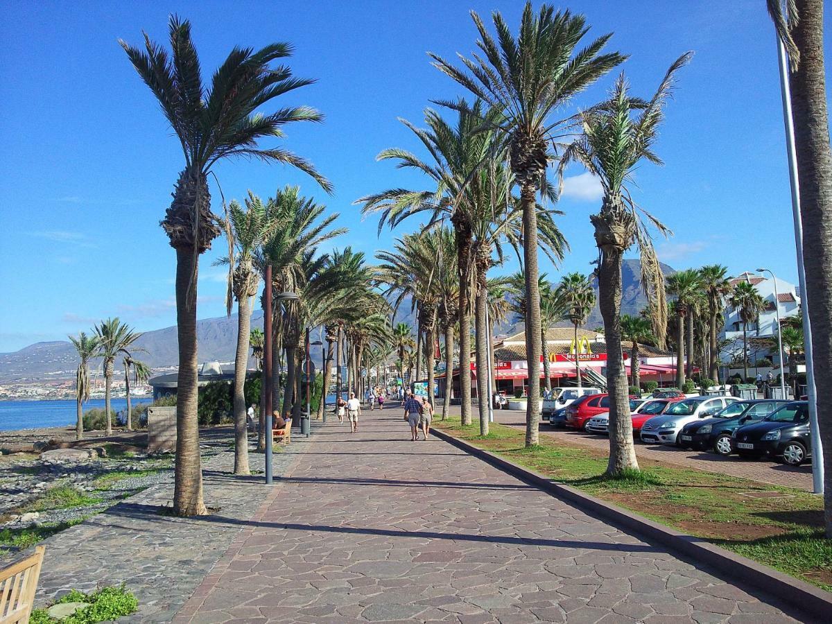 Apartment Casa Palmera Only 150 Meters To The Beach, Heated Pool, Wifi, Sat-tv, Balcony With Poolview